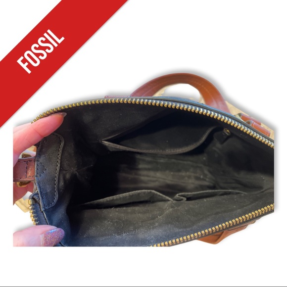 Fossil Purse - Picture 5 of 7